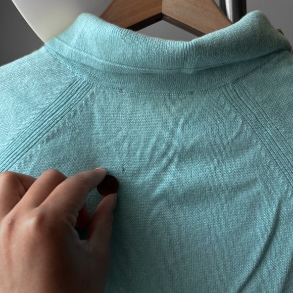 Everlane Cashmere Collared Sweater - Picture 9 of 9